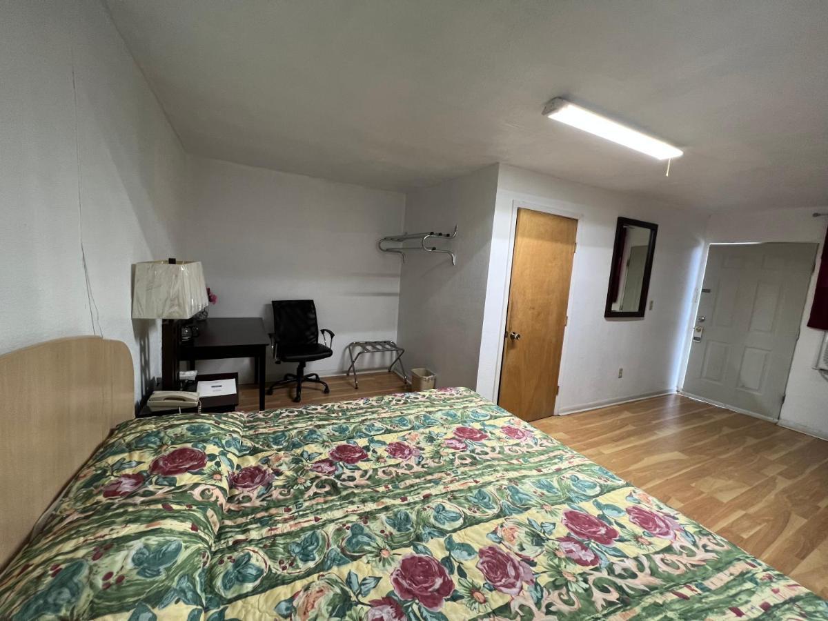 Budget Inn & Suites Freer 외부 사진