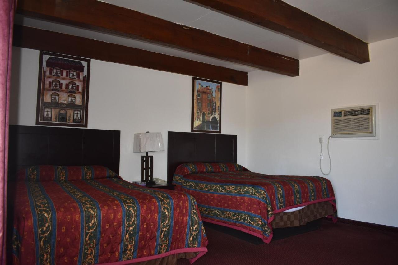 Budget Inn & Suites Freer 외부 사진