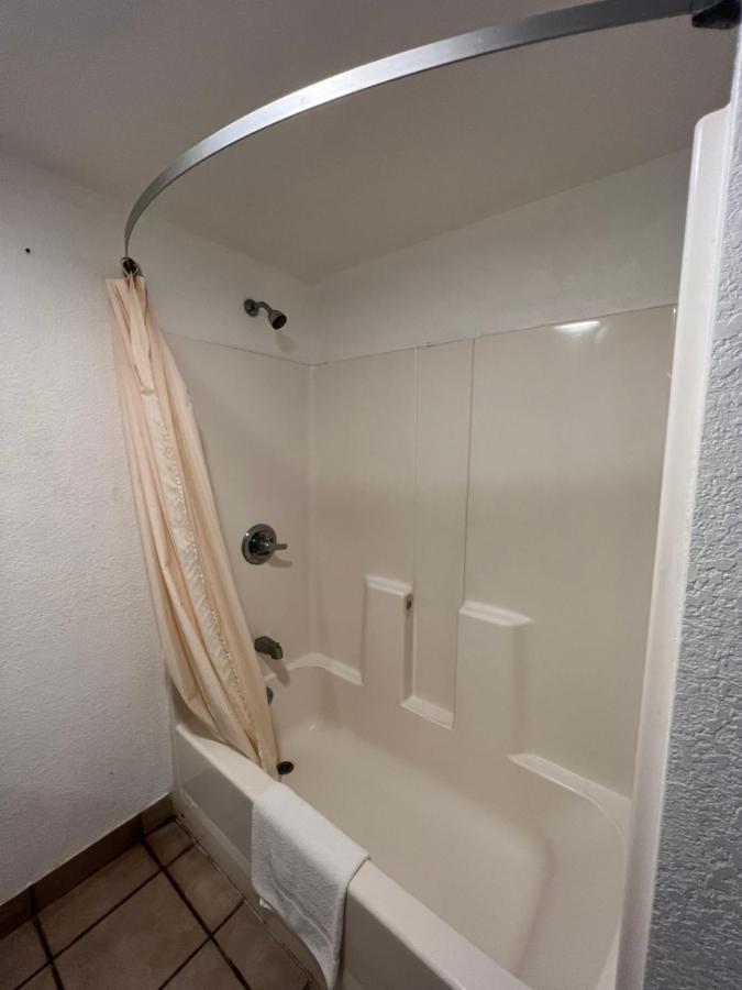 Budget Inn & Suites Freer 외부 사진